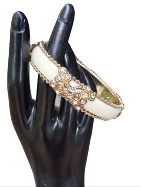 Vintage Cream Lucite Bangle Gold Tone Ornate Rhinestone Ribbon Bracelet
